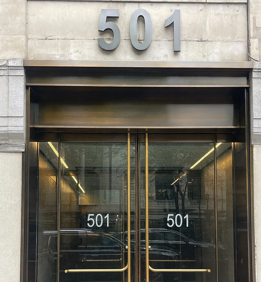 The entrance to 501 Fifth Avenue