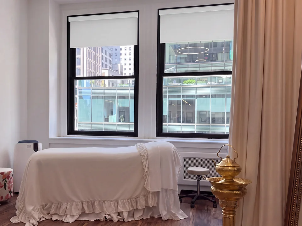 The treatment room in Suite 707